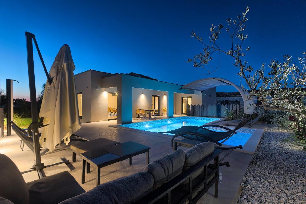 Villa Kuca Za Odmor Casa Evelino 4* Pola